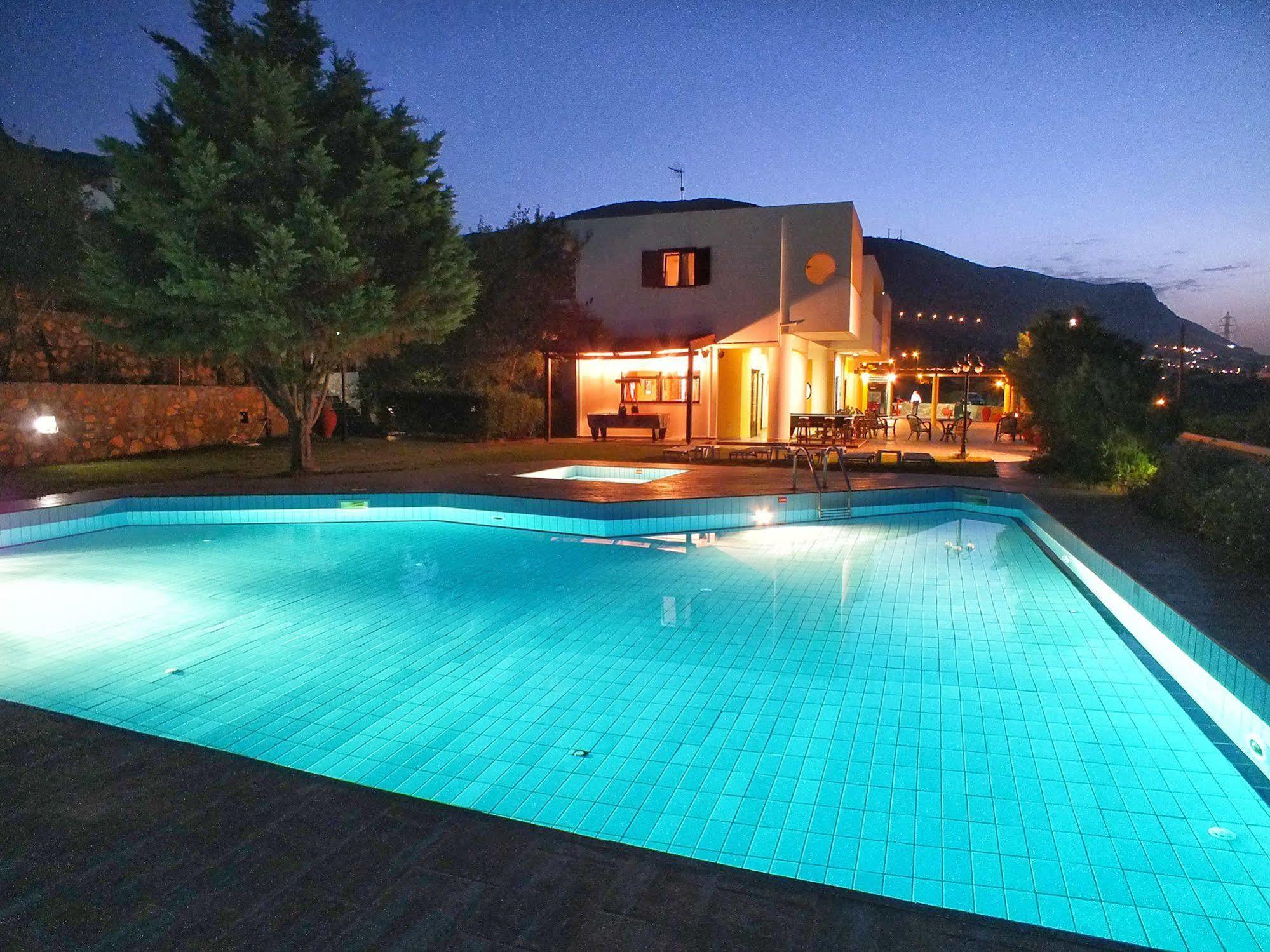 Golden Villas - Hotel Apartments & Villas Hersonissos  Exterior photo